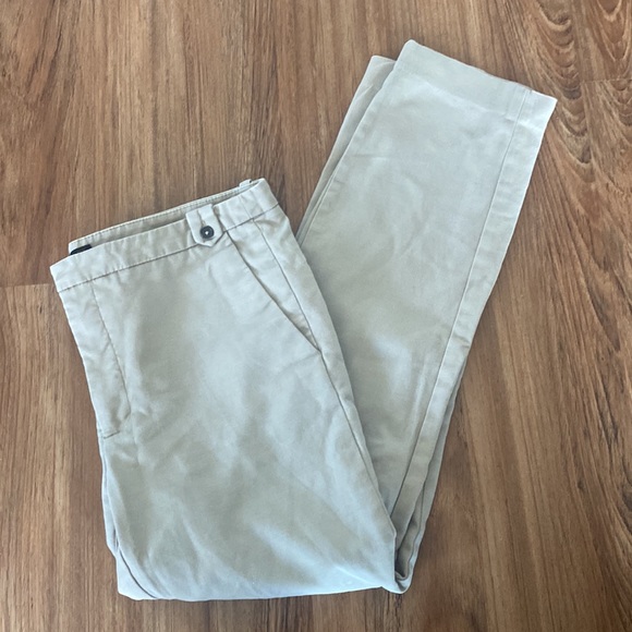 ZARA BASIC PANTS excellent condition beige khaki pants classic closet staple - Picture 6 of 15